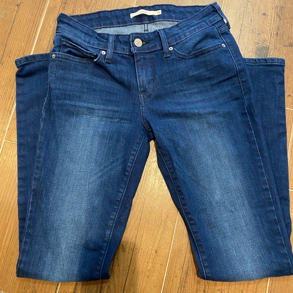 Levi 711 skinny jeans